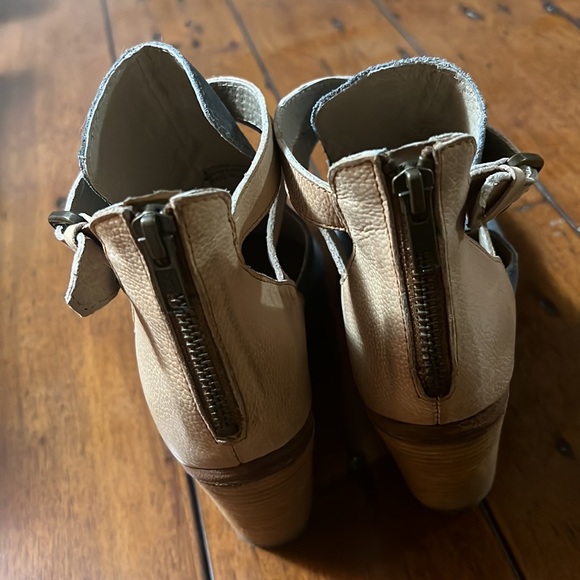 Joe’s blue suede and tan leather booties. Size 8 - Picture 3 of 5